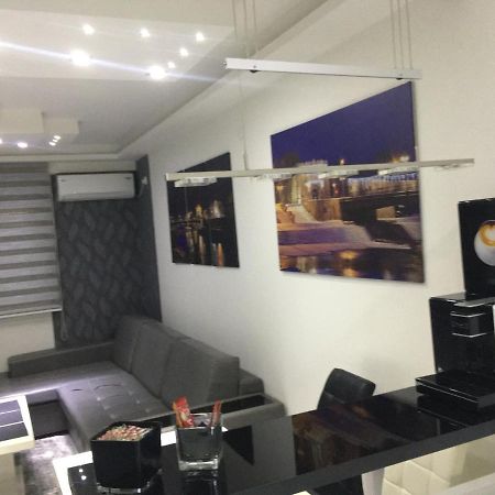 Grey Apartment Ni Εξωτερικό φωτογραφία