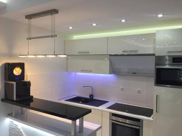 Grey Apartment Ni Εξωτερικό φωτογραφία